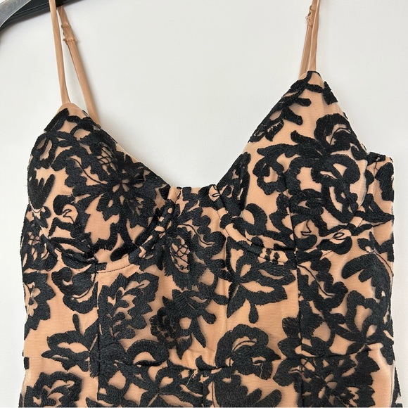 Lovers + Friends LA Farley Bustier Dress - Picture 4 of 11